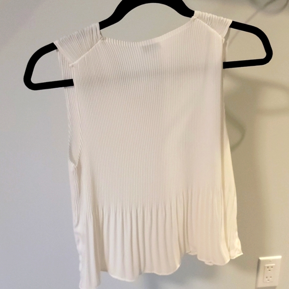 Blouse - Picture 2 of 5